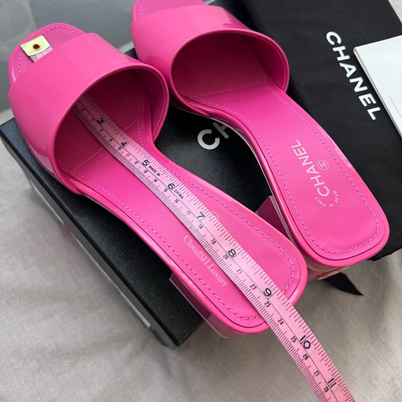 Auth Chanel 22C Pink Patent Leather CC Logo Sandals G38689 - Size 37.5 - Picture 9 of 9